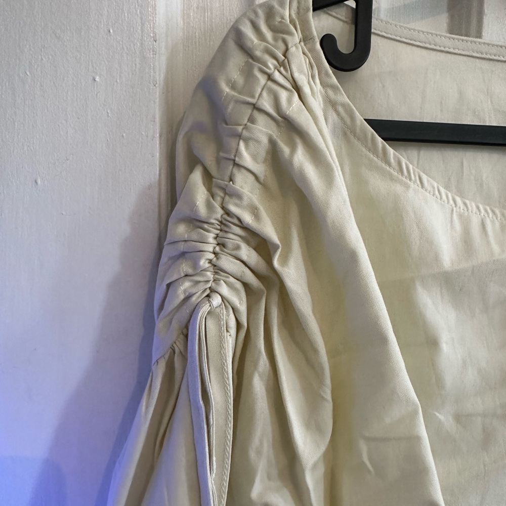 G—Top Capri - Picture 12 of 16